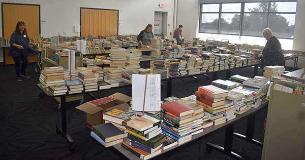 Annual Friends of the Library sale begins today | News, Sports, Jobs - Vimarsana News
